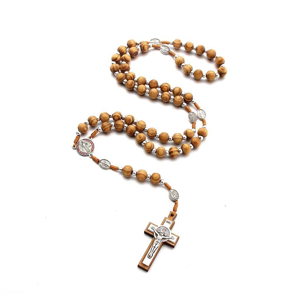 Chapelet artisanal en bois naturel avec croix de saint Benoît - image 5