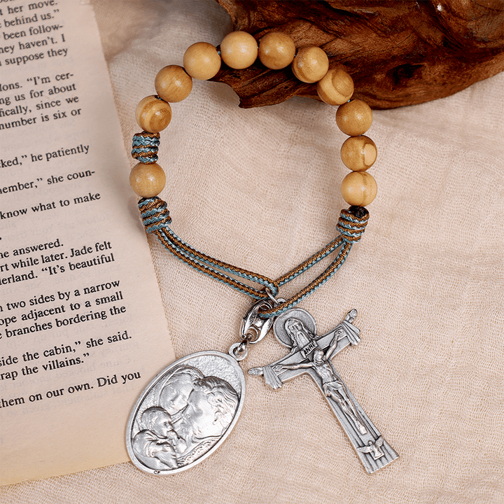 Médaille de Marie et Joseph avec l'Enfant Jésus et chapelet de poche en bois d'olivier avec croix de la Sainte Trinité - Cordon bleu - image 0