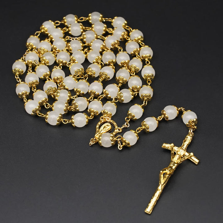Christianartworkshop Foi et Charité : Chapelet catholique en calcédoine blanche naturelle - image 1