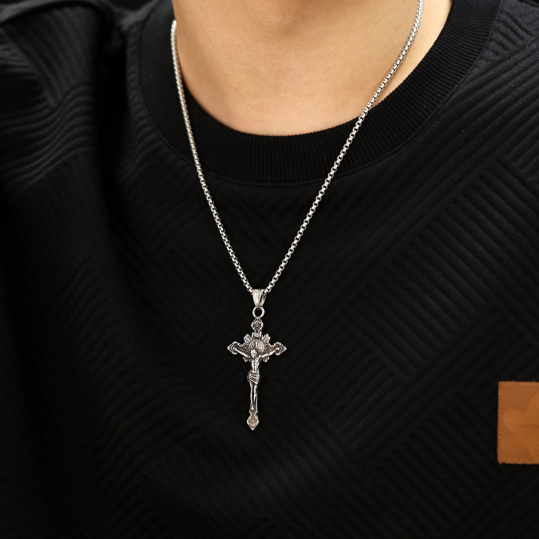 Collier crucifix avec symbole de saint Benoît - image 4