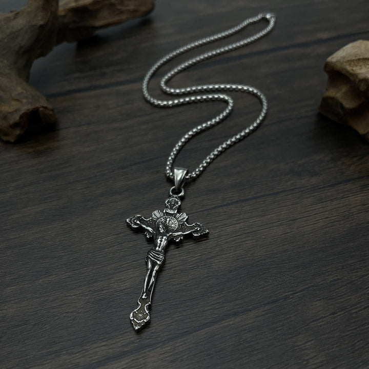 Collier crucifix avec symbole de saint Benoît - image 1