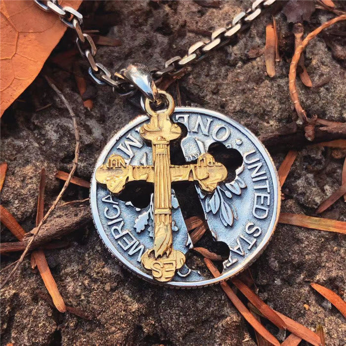 Christianartworkshop Collier pendentif vintage en forme de croix double face - Pièce de monnaie en forme de croix - image 0