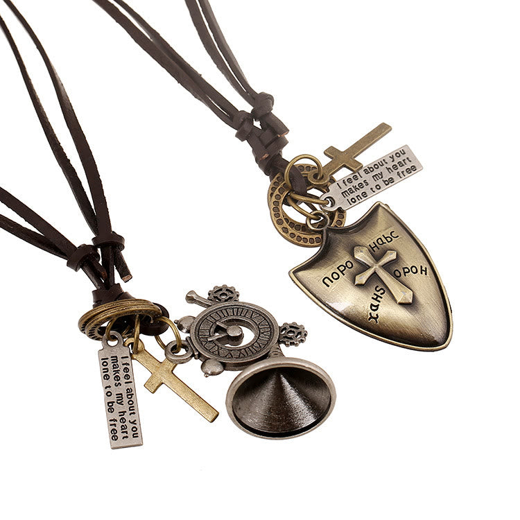 Christianartworkshop Collier en cuir avec croix et corne rétro - image 2