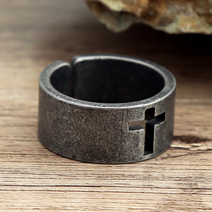 Bague croix Christianartworkshop en acier inoxydable style punk antique - image 7