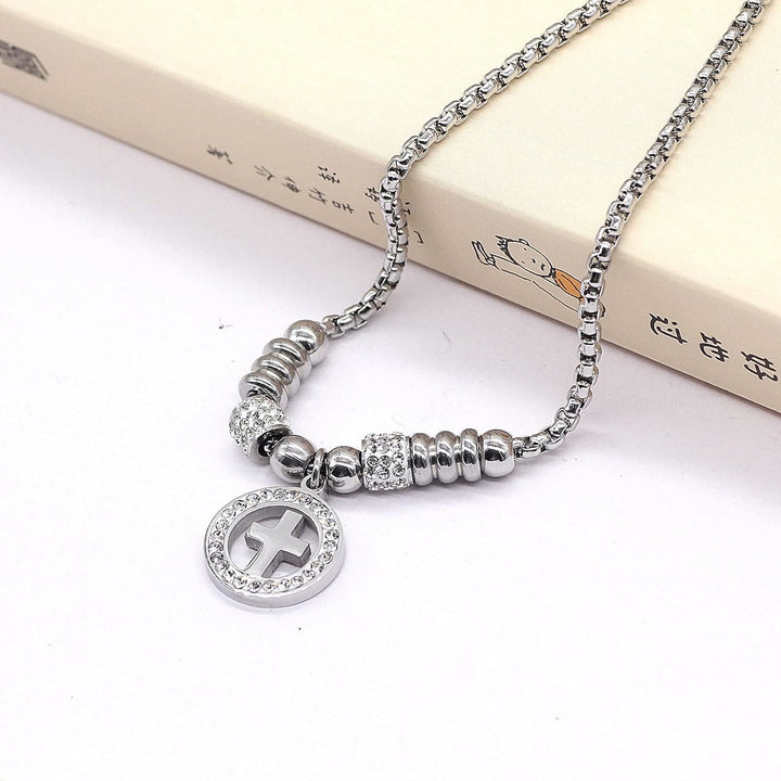 Bracelet en zircone avec pendentif croix et cercle, créé par Christianartworkshop - image 8