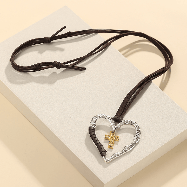 Collier pendentif cœur croix en alliage - image 6