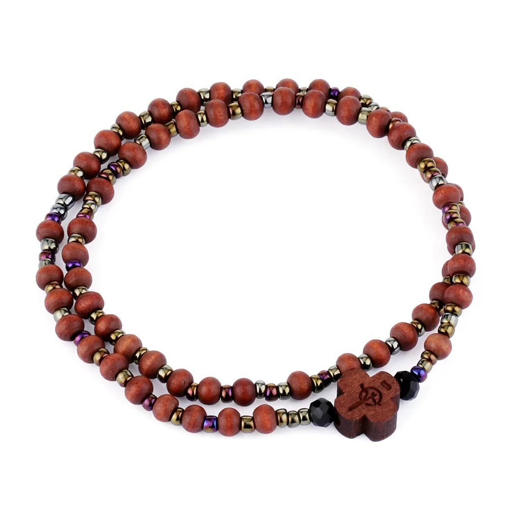 Bracelet chapelet en bois avec mini-crucifix et 59 perles - image 4