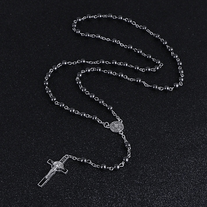 Médaille et crucifix de Saint Benoît, chapelet de calculs biliaires noirs - image 1