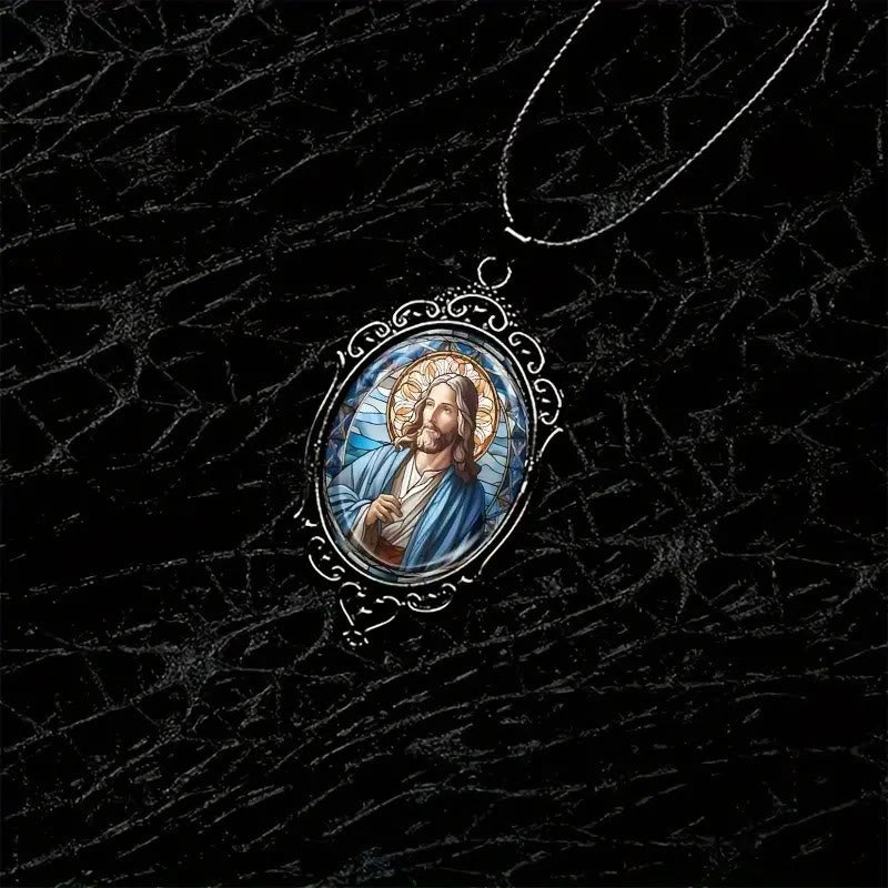 Christianartworkshop Collier rétro en dentelle ovale avec pendentif Jésus en verre - image 2