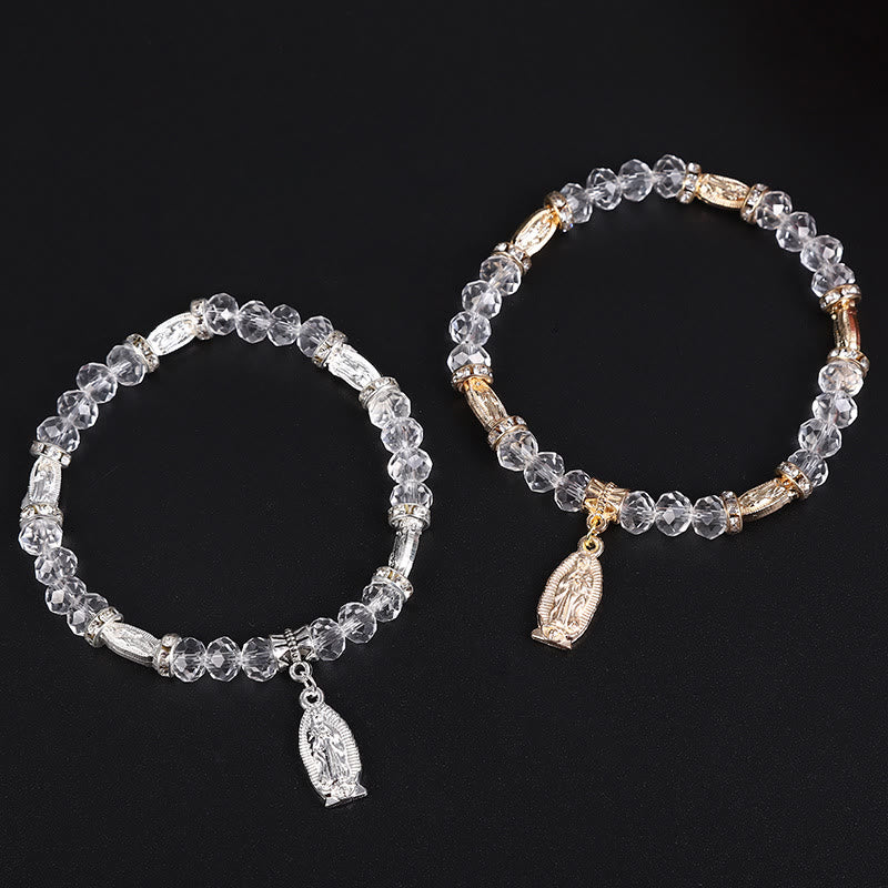 Bracelet en perles de verre transparent avec pendentif Vierge Marie, réalisé par Christianartworkshop - image 3