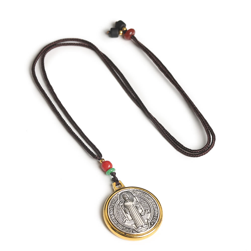 Christianartworkshop Collier médaillon classique Saint Benoît - Médaille de Saint Benoît - image 0