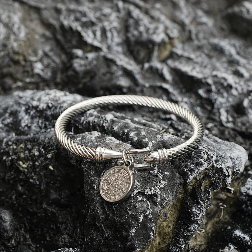 Bracelet jonc torsadé Saint Benoît de Christianartworkshop - Argent - image 4