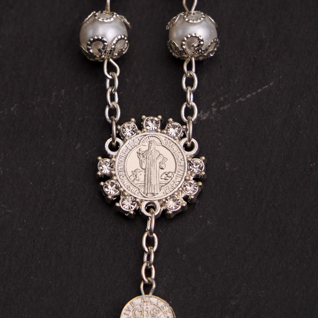 Bracelet chapelet en perles de verre chrétiennes avec croix de Saint Benoît et Jésus - image 11