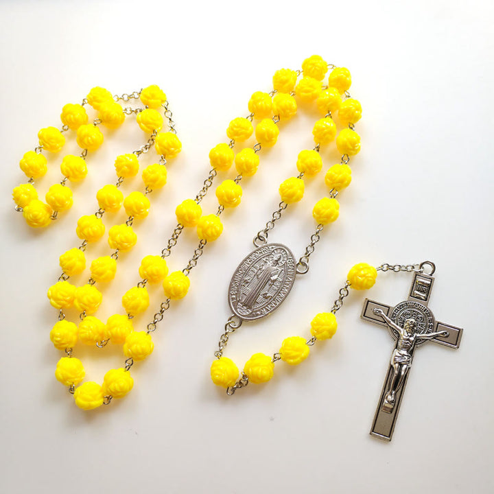 Chapelet de crucifixion en perles de roses jaunes - image 4