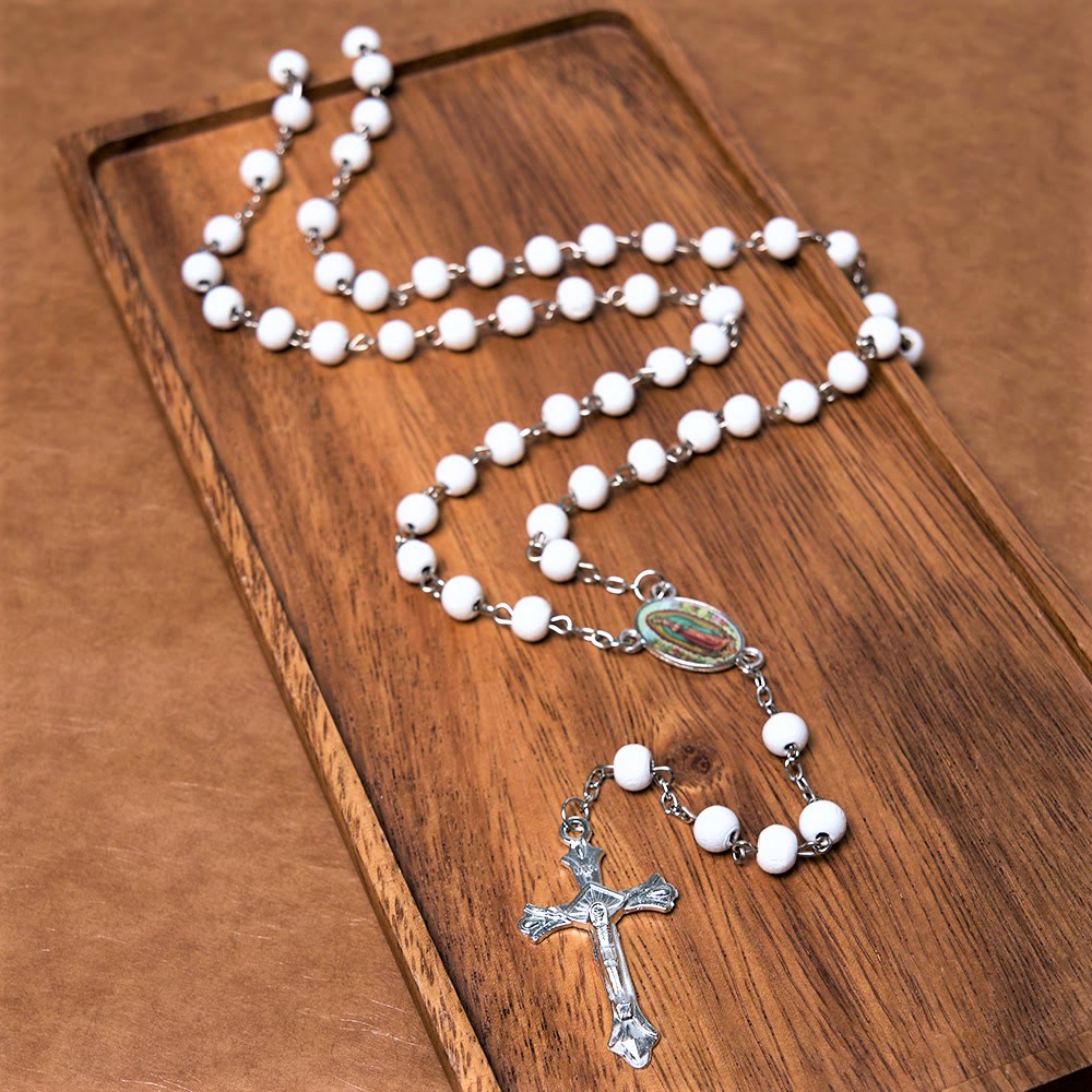 Christianartworkshop Chapelet Notre-Dame de Guadalupe et crucifix en alliage de bois multicolore rond de 6 mm - Blanc - image 0