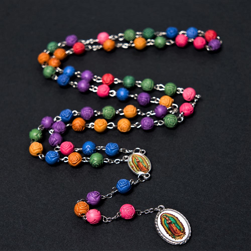 Christianartworkshop Chapelet Notre-Dame de Guadalupe et crucifix en résine multicolore (8 mm) avec chaîne en alliage - Notre-Dame de Guadalupe - image 0
