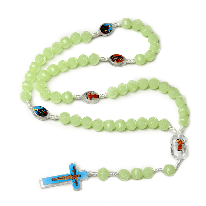 Christianartworkshop Crucifix de 10 mm en résine verte lumineuse avec cordon en nylon - image 2