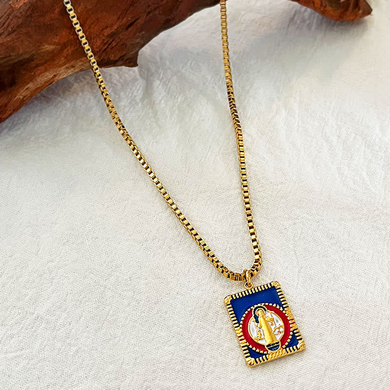 Christianartworkshop Collier pendentif médaille carrée Saint-Benoît colorée de style moderne - Saint Benoît - image 0