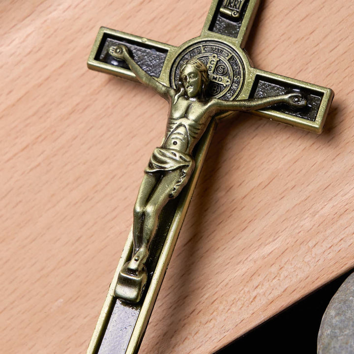 Christianartworkshop Crucifix stéréoscopique de style classique en alliage argent-bronze - image 5