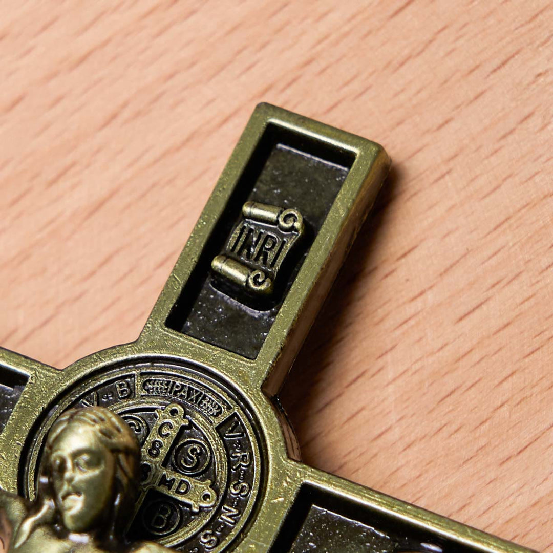 Christianartworkshop Crucifix stéréoscopique de style classique en alliage argent-bronze - image 9