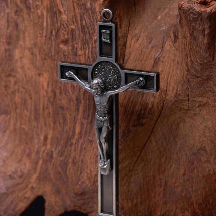 Christianartworkshop Crucifix stéréoscopique de style classique en alliage argent-bronze - image 4