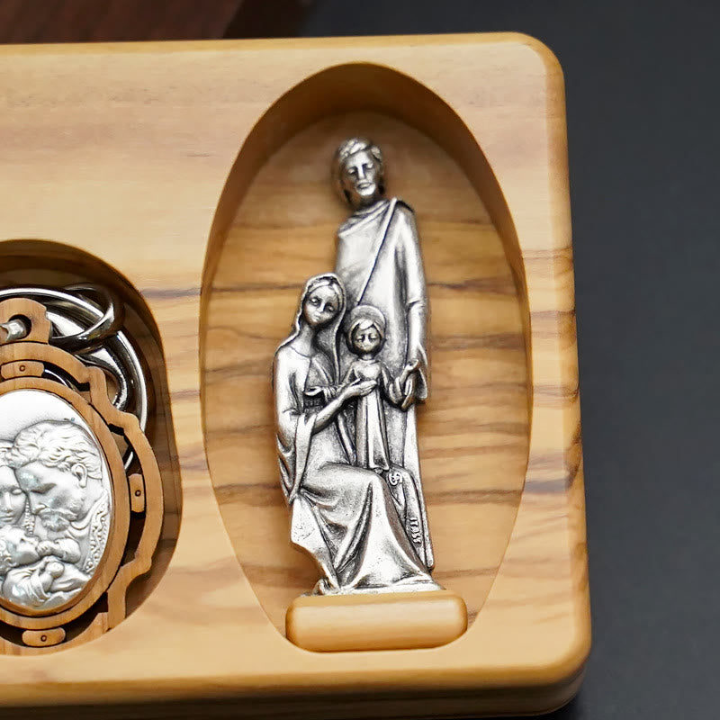 Christianartworkshop Ensemble de chapelet de la Sainte Famille en bois d'olivier, fait main et à usage religieux - image 3