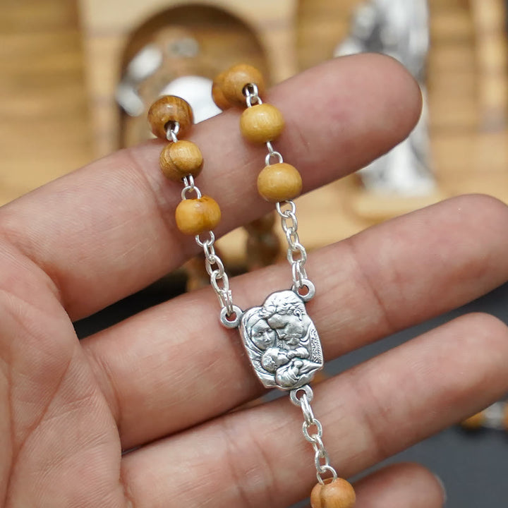 Christianartworkshop Ensemble de chapelet de la Sainte Famille en bois d'olivier, fait main et à usage religieux - image 2