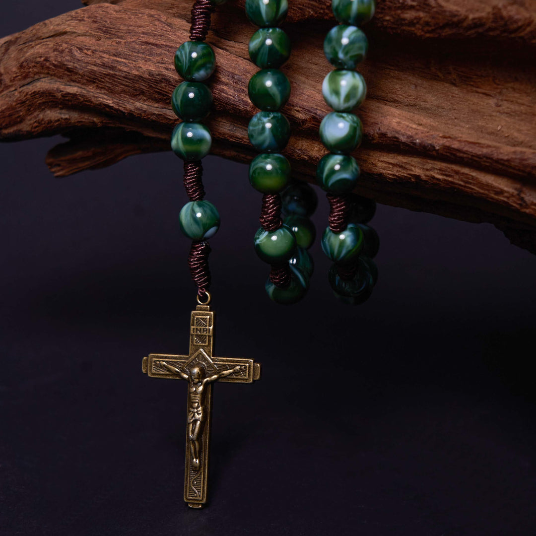 Christianartworkshop Notre-Dame de Guadalupe et crucifix en agate verte ronde de 10 mm, cordon en nylon - image 2