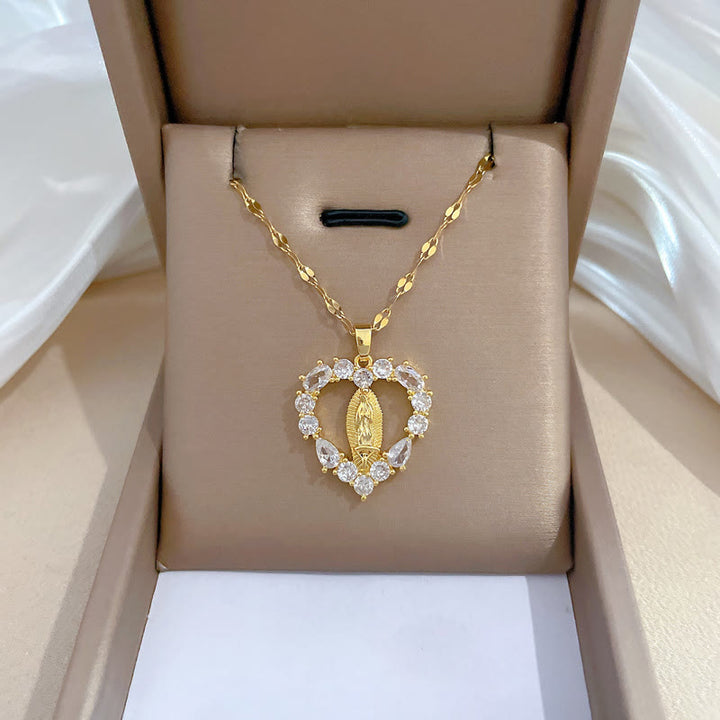 Christianartworkshop Collier pendentif Notre-Dame de Guadalupe en forme de cœur, serti de pierres précieuses et de style luxueux - image 1