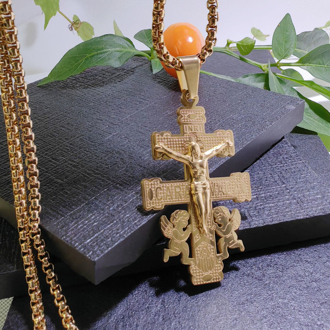 Christianartworkshop Collier pendentif crucifix rétro style classique avec anges - Doré - image 7