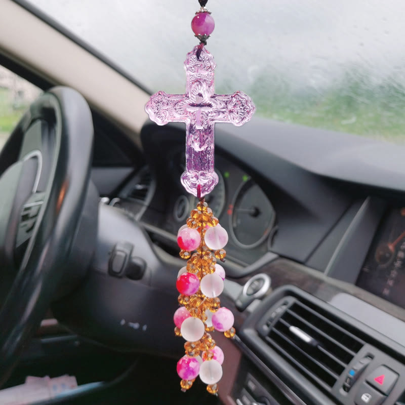 Christianartworkshop Pendentif de voiture de style moderne, orné d'un crucifix en cristal et de pompons. Décoration à suspendre pour voiture. - Pendentif en perle rose - image 9