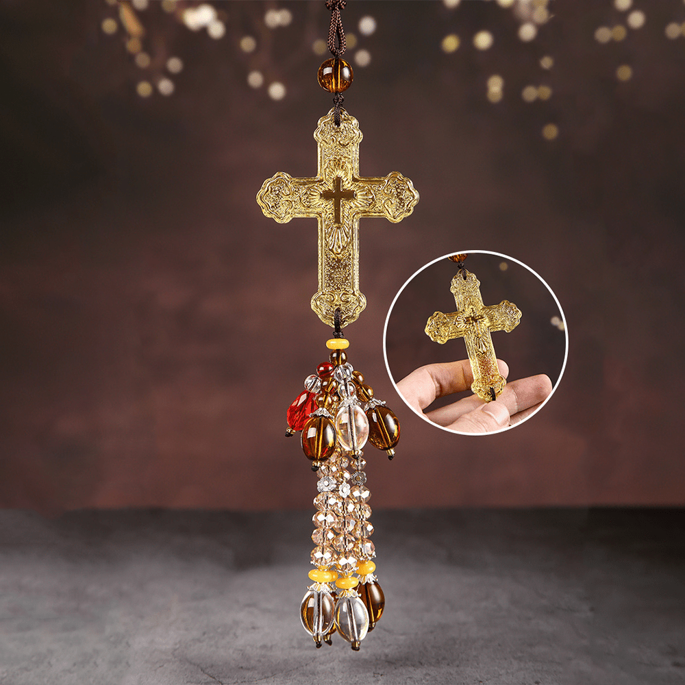 Christianartworkshop Pendentif de voiture de style moderne, orné d'un crucifix en cristal et de pompons. Décoration à suspendre pour voiture. - Pendentif en perle dorée - image 1