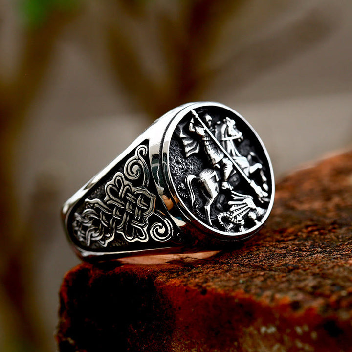 Bague en alliage avec figurine de Saint Georges Dargon style rétro classique de Christianartworkshop - image 3