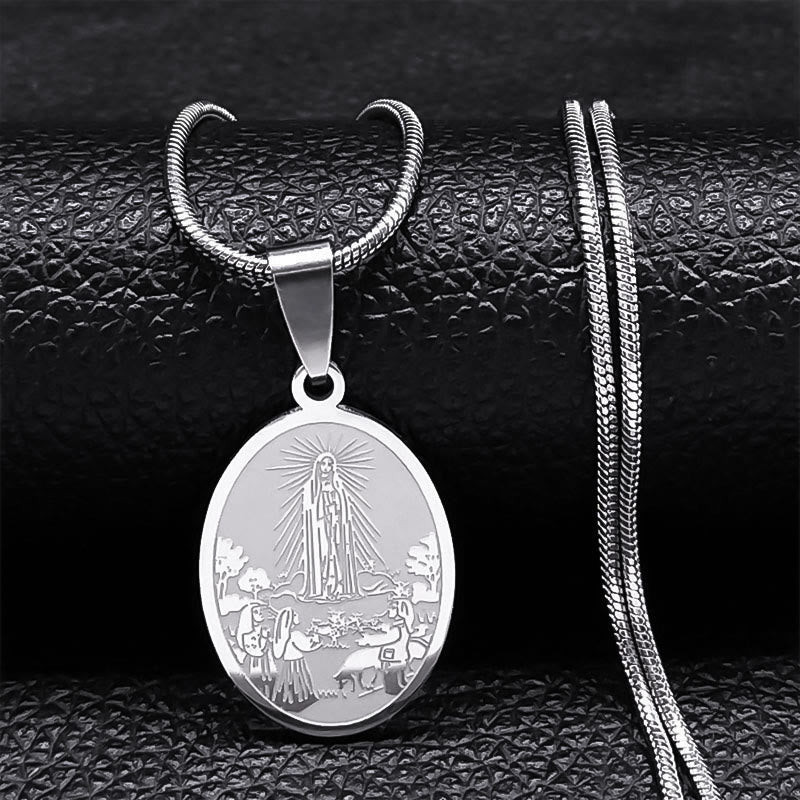 Christianartworkshop Collier pendentif Notre-Dame de Fatima de style classique, orné d'un pendentif porte-bonheur. - Argent - image 0