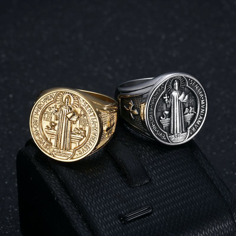 Bague en acier titane Christianartworkshop classique rétro Saint Benoît, symbole de foi et de protection. - image 1