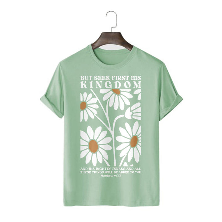 T-shirt à manches courtes fleuri Christianartworkshop avec citation de Matthieu 6:33 : « Cherchez d’abord son royaume ». - Vert clair - 2XL - image 8
