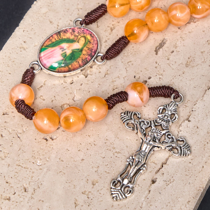 Christianartworkshop Chapelet Notre-Dame de Guadalupe et crucifix de 10 mm de diamètre en cordon de nylon acrylique orange - image 5