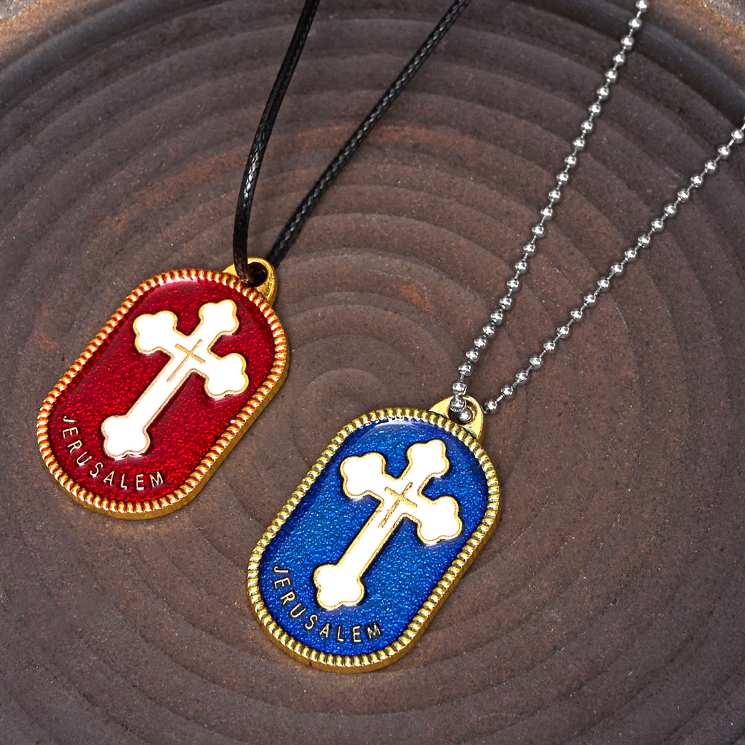 Christianartworkshop Collier pendentif croix de Jérusalem au design moderne, symbole de protection - Rouge - Chaîne de perles - image 0