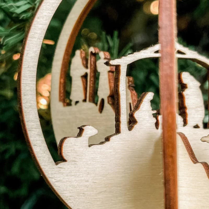 Christianartworkshop Crèche de style rustique en bois, pendentif sphérique, décorations de Noël à suspendre - image 5