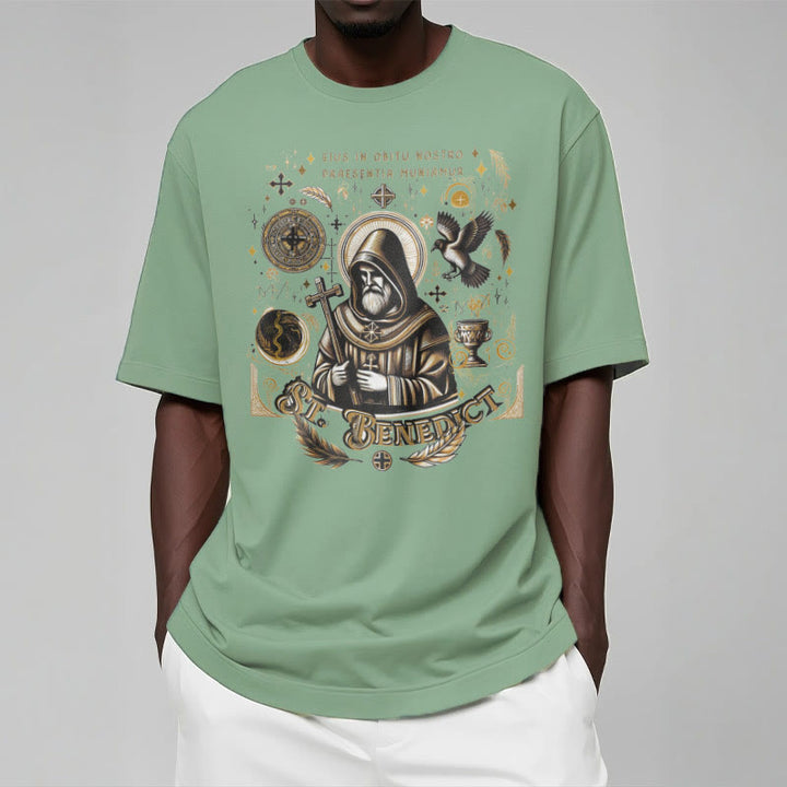 T-shirt à manches courtes Christianartworkshop style classique avec la bénédiction de saint Benoît - image 10