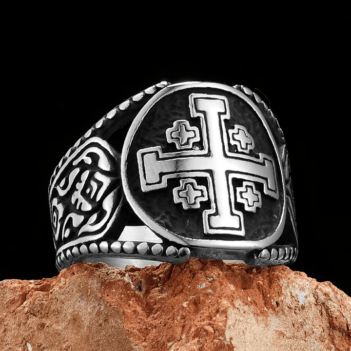Bague en alliage avec croix de Jérusalem, style classique et artisanal ancien, signée Christianartworkshop - Argent - US 15 - image 0