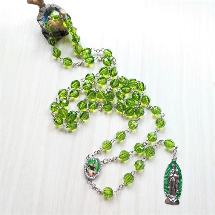 Christianartworkshop Chapelet en alliage de cristal vert polyédrique de 8 mm, orné de saint Jude Thaddée et de Notre-Dame de Guadalupe - image 4