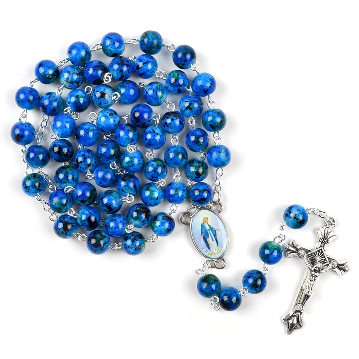 Christianartworkshop Crucifix de l'Assomption de Notre-Dame et du Pardon, en pierre naturelle bleue ronde de 6 mm, avec chaîne en alliage - Bleu royal - image 0