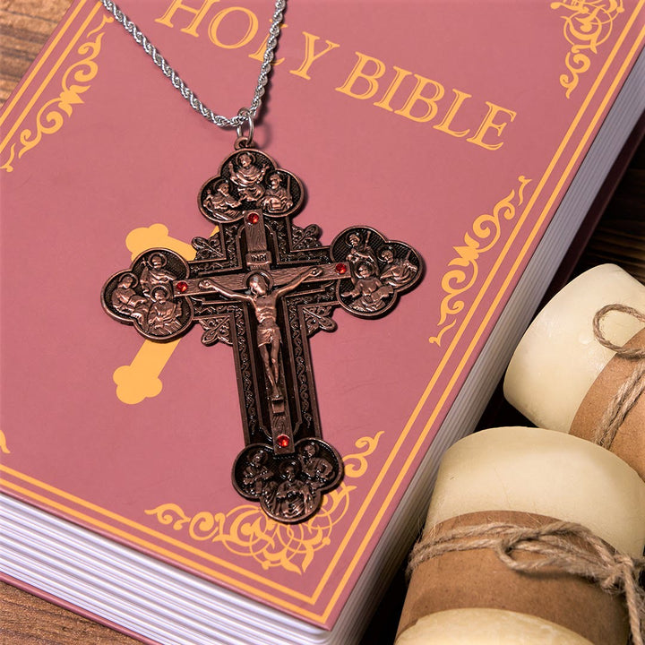 Christianartworkshop Collier pendentif orné d'un crucifix de style classique avec iconographie de la Toussaint et accents de pierres rouges - image 14