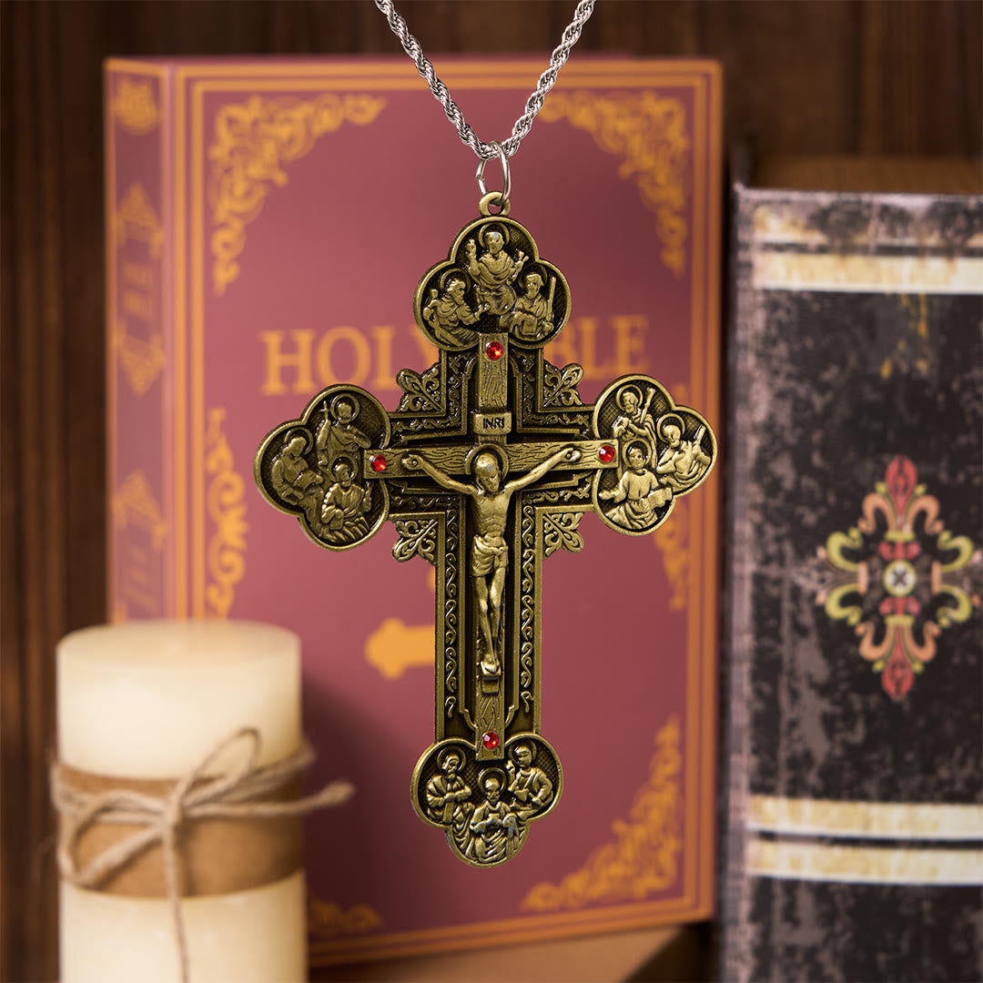 Christianartworkshop Collier pendentif orné d'un crucifix de style classique avec iconographie de la Toussaint et accents de pierres rouges - Bronze - image 0