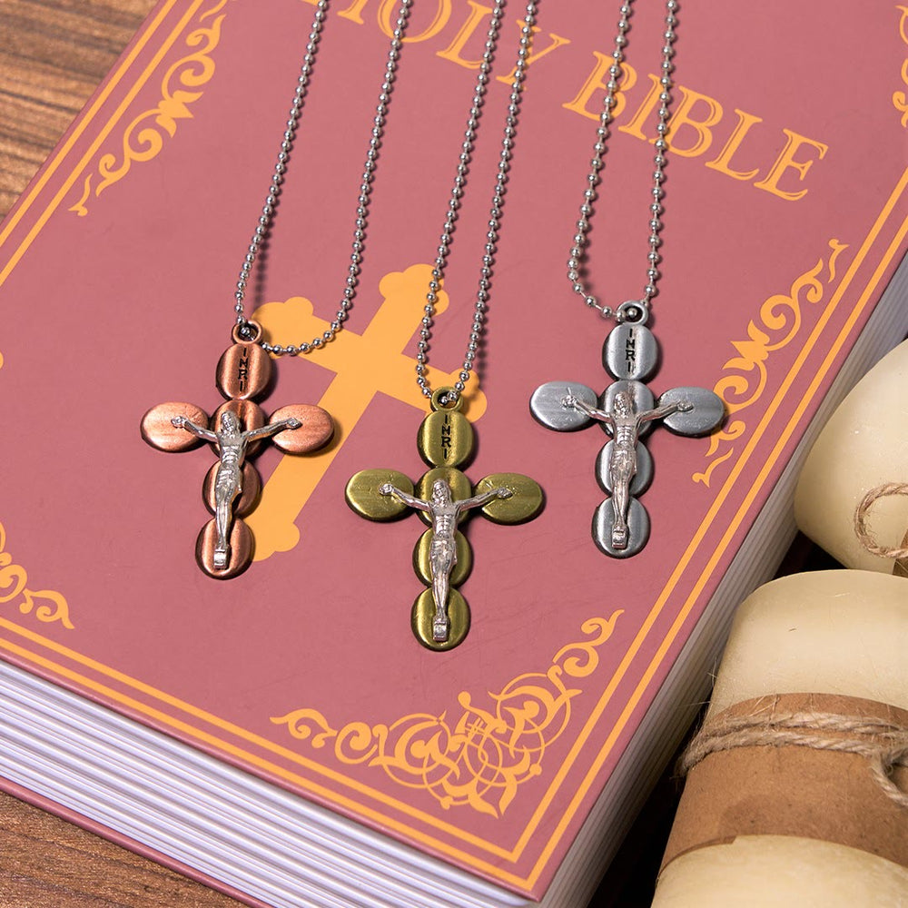 Christianartworkshop Collier pendentif amulette religieuse crucifix de style simple, symbole de protection et de religion - image 1