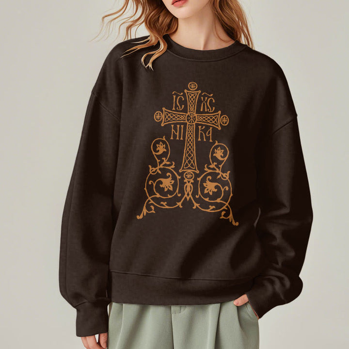 Sweat-shirt en polyester doublé polaire style classique Christianartworkshop, orné d'un emblème de croix sacrée, de fleurs et de vignes. - image 18