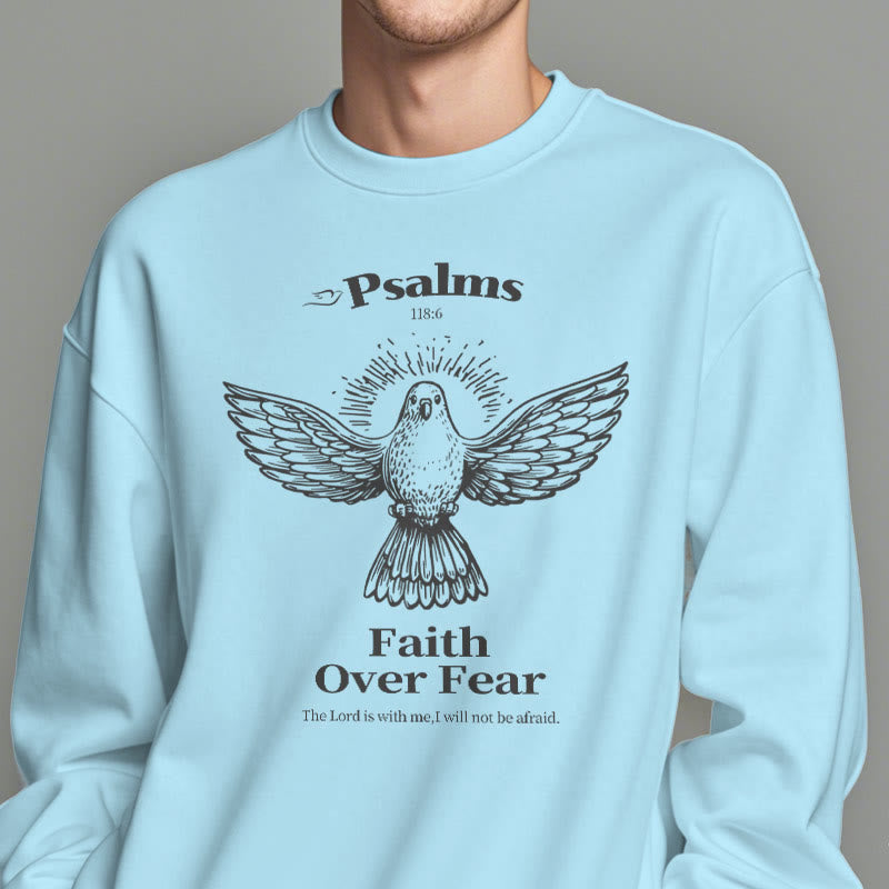 Sweat-shirt en polyester doublé polaire avec citation classique « La foi plutôt que la peur » de Christianartworkshop - image 1