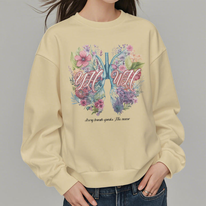 Sweat-shirt en polyester doublé polaire « Chaque souffle prononce son nom » de Christianartworkshop, style coloré - image 12