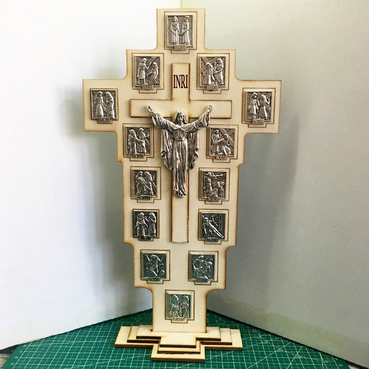 Christianartworkshop Croix crucifix de style classique, ornement décoratif de bureau représentant Jésus - Bois + Alliage - image 0